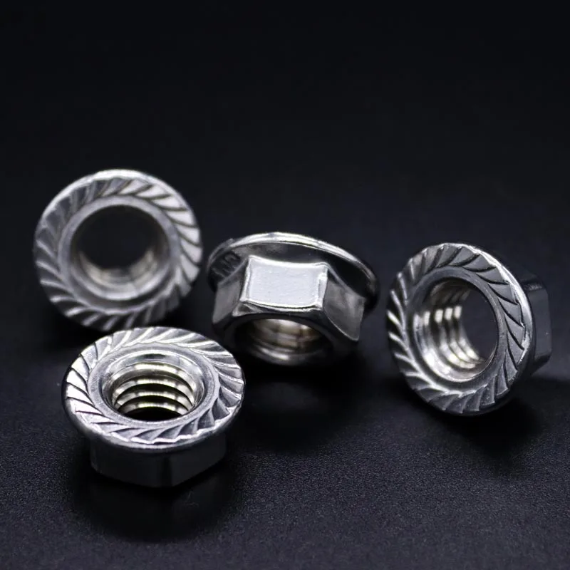5/50X M3 M5 M4 M6 M8 M10 M12สแตนเลสคุณภาพสูงหัวหกเหลี่ยมหกเหลี่ยมหัวฟันปลาน็อตแปลน DIN6923สลักเกลียว
