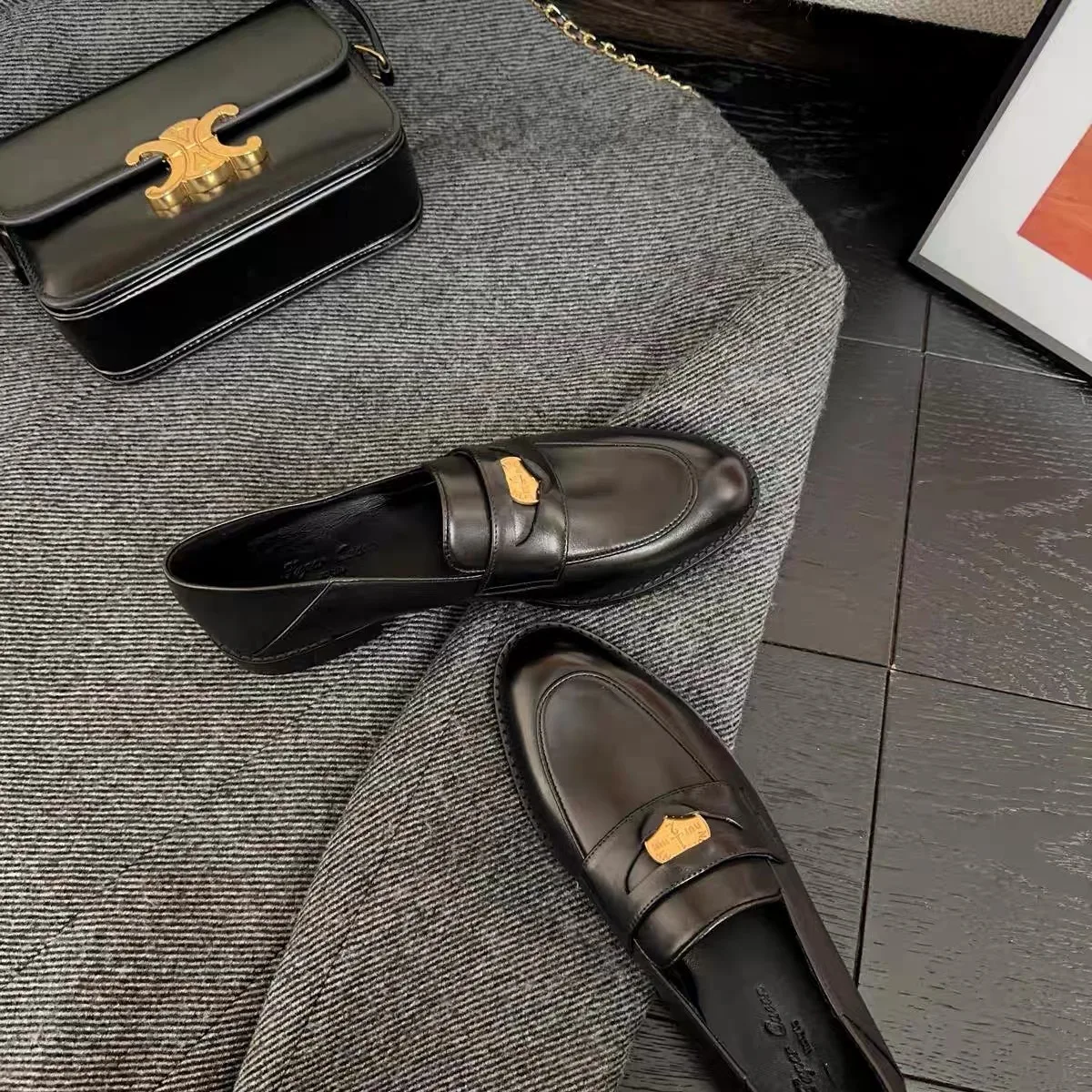 Zapatos Derby de punta redonda para mujer, zapatillas informales para mujer, mocasines que combinan con todo con piel Modis, zapatos planos suaves sin cordones, cuero de otoño, nuevo 2025