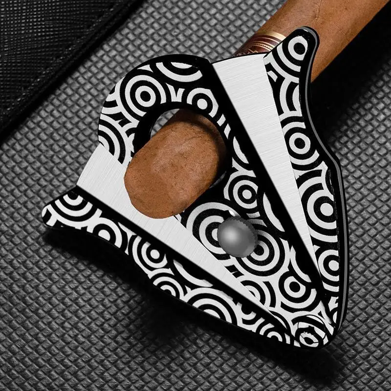 

Роскошные ножницы для сигар — эргономичная ручка, точная резка и современная эстетика