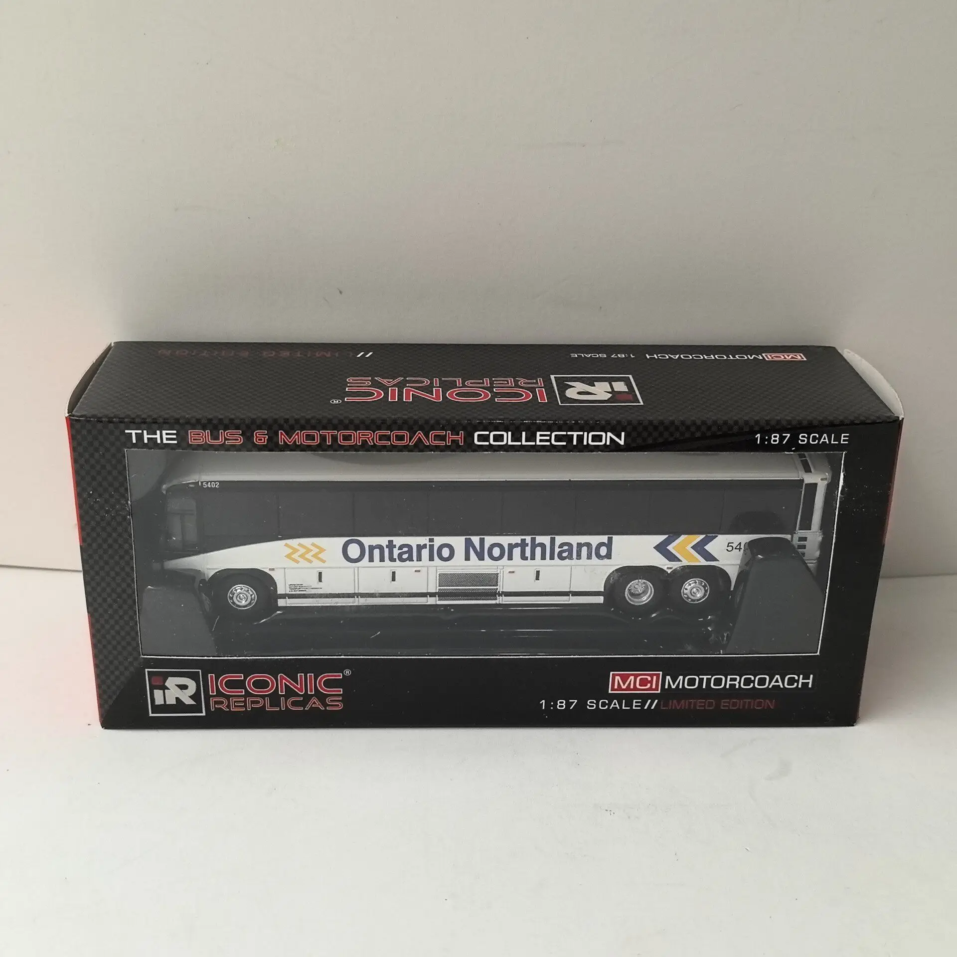 

Diecast IR HO 1/87 Scale MCI Motorcoach Bus 9 Alloy Car Model