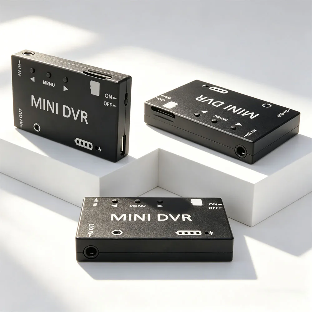 

Мини-модуль FPV DVR - видеорегистратор с аудиозаписью, встроенным аккумулятором, NTSC/PAL для FPV-дронов, радиоуправляемых машин и квадрокоптеров