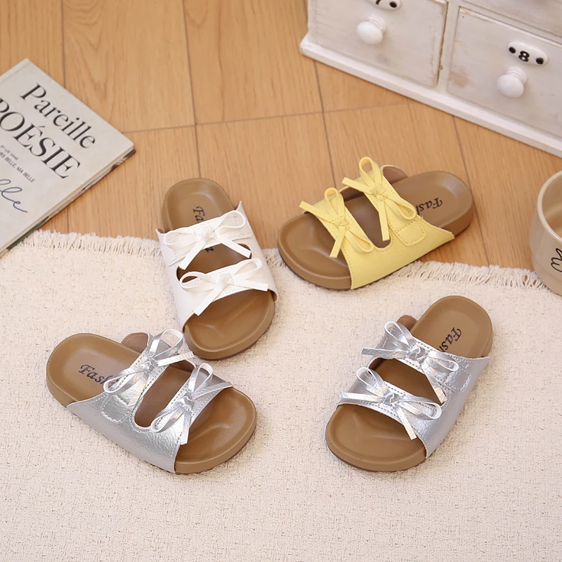 Girls Slippers Outdoors Korean Style Versatile Kids Beach Shoes Non-slip Fashion 2026 Summer New Children Casual Shoes Soft Sole