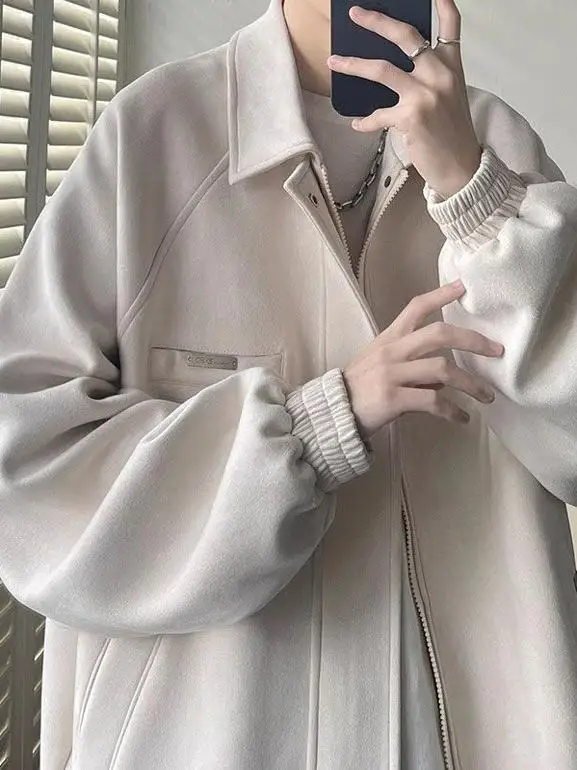 

Кожаная куртка для мужчин: повседневная, свободного кроя, с откидным воротником, молодежный тренд, брендовая, весна-осень, стильная, для подростков, на молнии