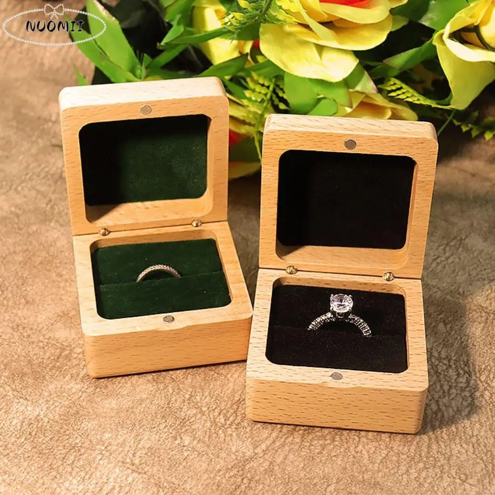 

Multi-function Single Slots Beech Wood Rings Holder Luxury Square Rings Display Case Wedding Storage Rings Bearer Box Propose