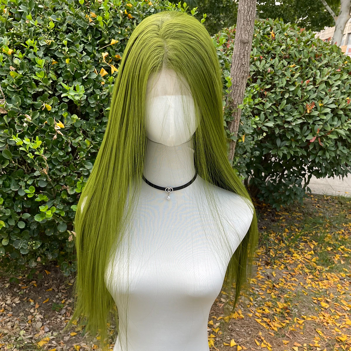 Groene 13X4 Synthetische Lace Front Pruiken voor Vrouwen 26 Inch Lange Zijdeachtige Rechte Kant Pruiken Half Handgebonden 150% Dichtheid Lijmloos