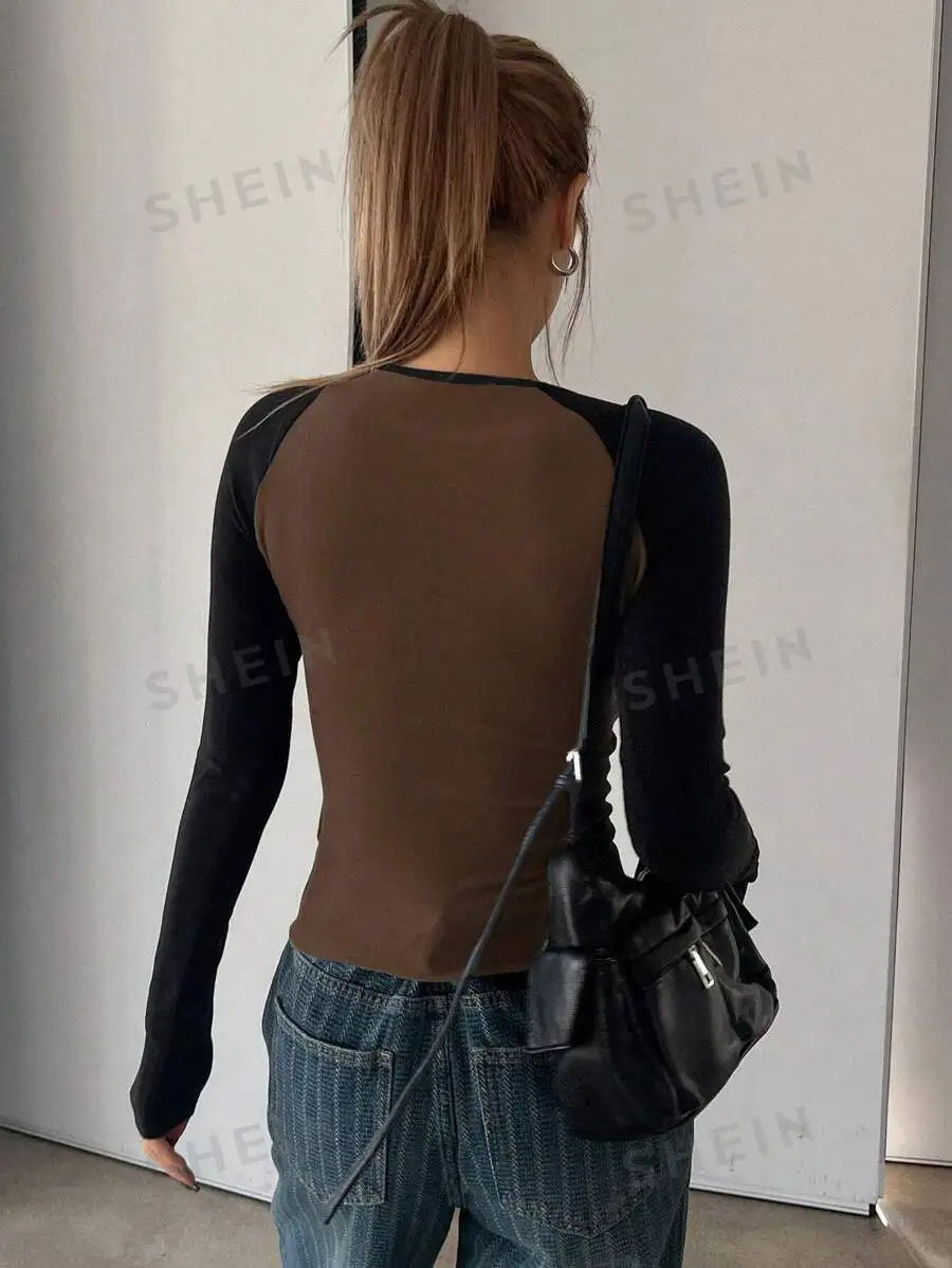 Schlankes Farbblock-T-Shirt, lässiges Langarm-T-Shirt mit Rundhalsausschnitt für Frühling und Sommer, Damenbekleidung – Detail 5