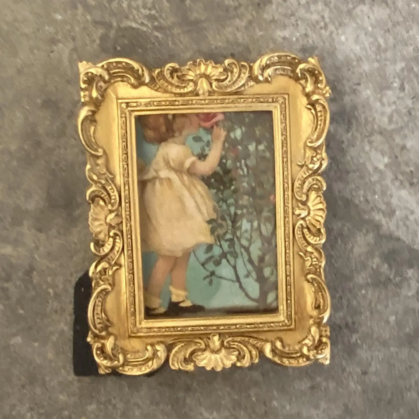 What Are French Frames and Why Are They a Must-Have for Your Home Decor?