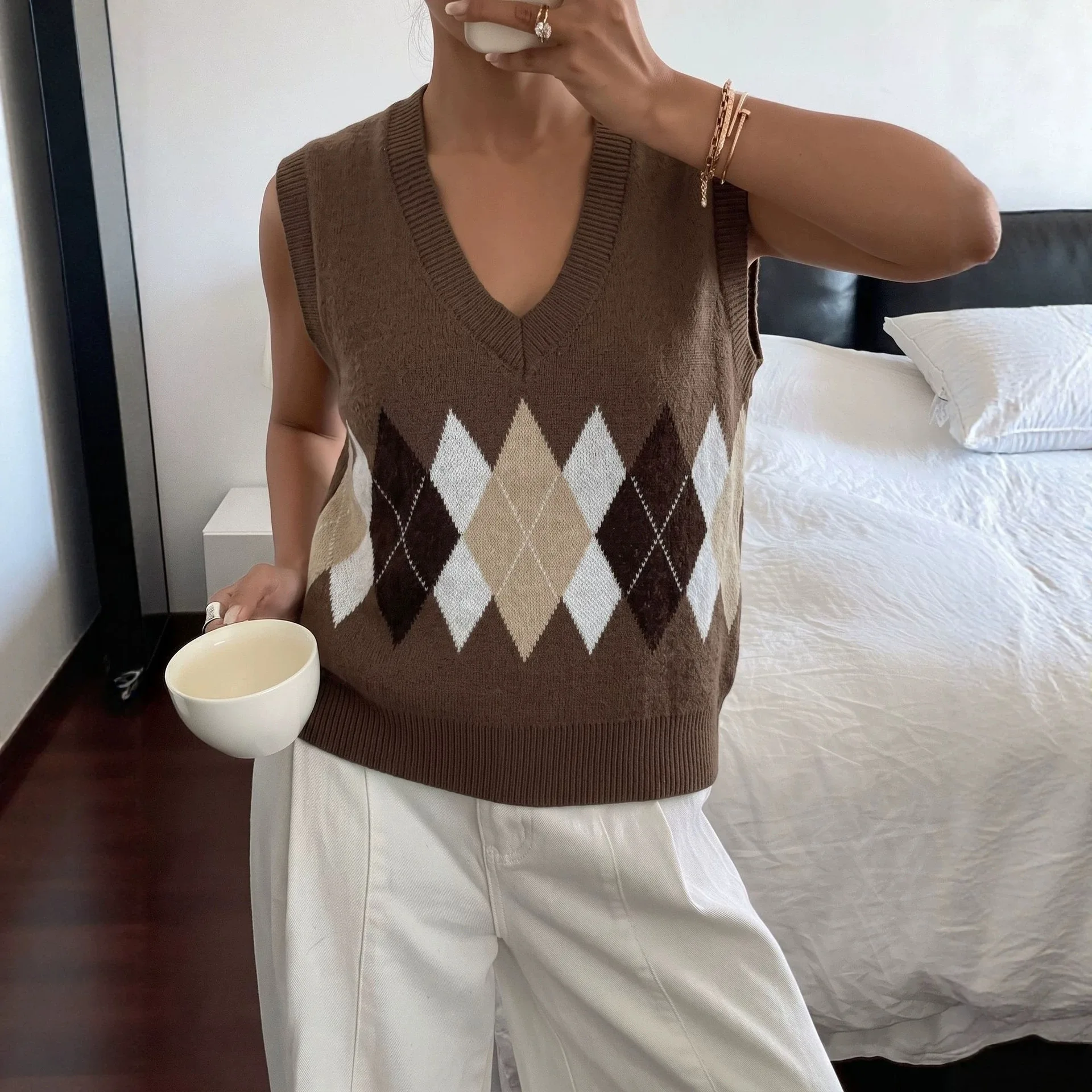Argyle Pattern Knit Sweater Vest Women's V Neck Sleeveless Top Retro Brown Pullover Casual Spring Fall Basic Outerwear
