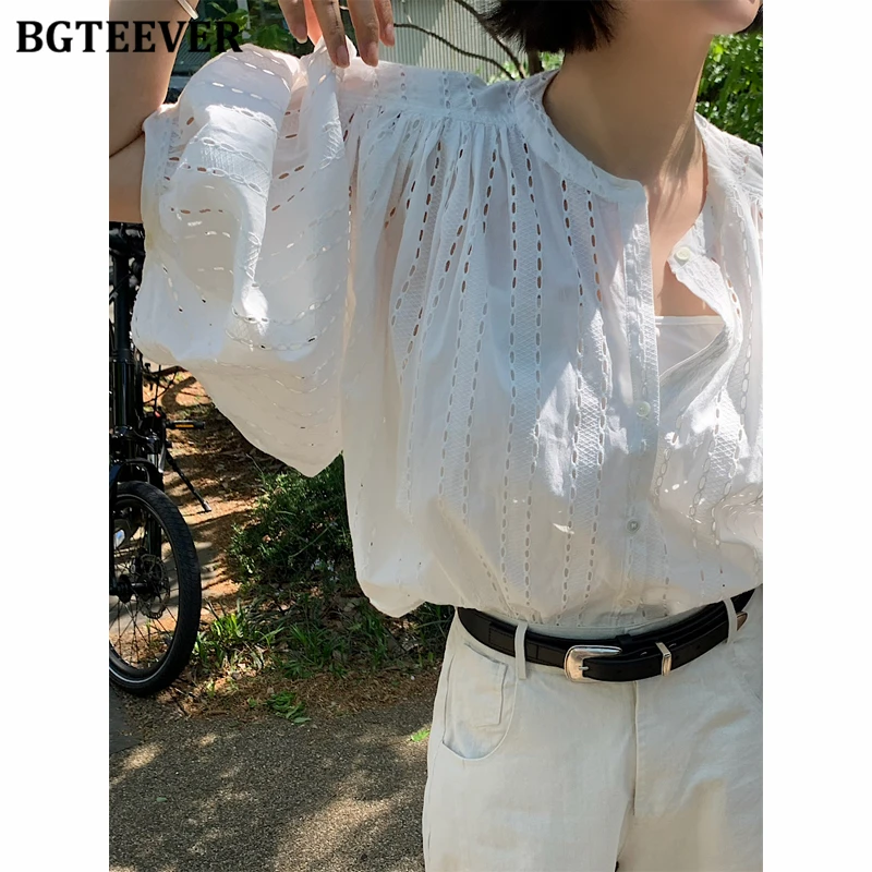 Bgteever elegante solto único breasted feminino oco para fora camisas brancas verão casual o-pescoço meia manga senhoras blusas topos