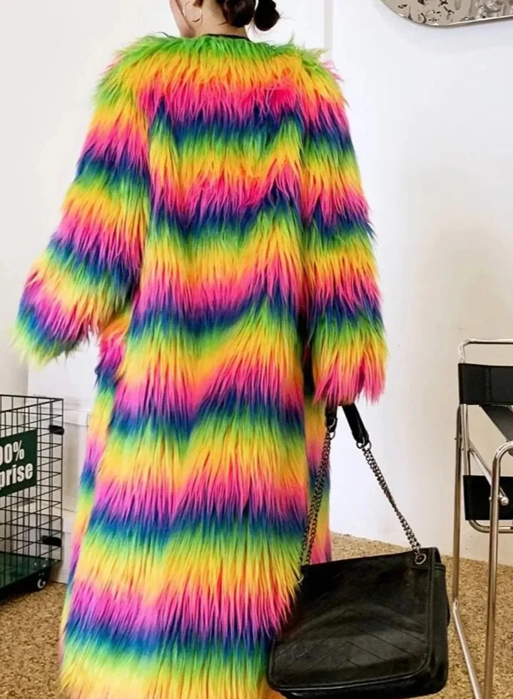 معطف نسائي شتوي أنيق منفوش من فرو الأغنام الصناعي بألوان قوس قزح سترة من الفرو الصناعي للنساء معاطف فرو طويلة للغاية #2