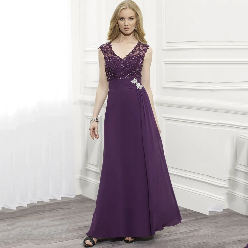 Elegant V-neck Sleevelss Mother of The Bride Dresses Customized Chiffon A-line Floor Length with Fashion Applique Mother Gowns