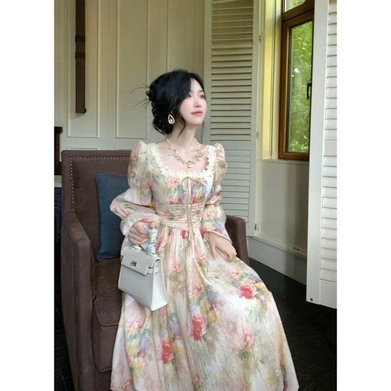 

New French Long High-End Dress with Pastoral Vintage Oil Painting Print, Waist-Cinching Lace and Square Neckline