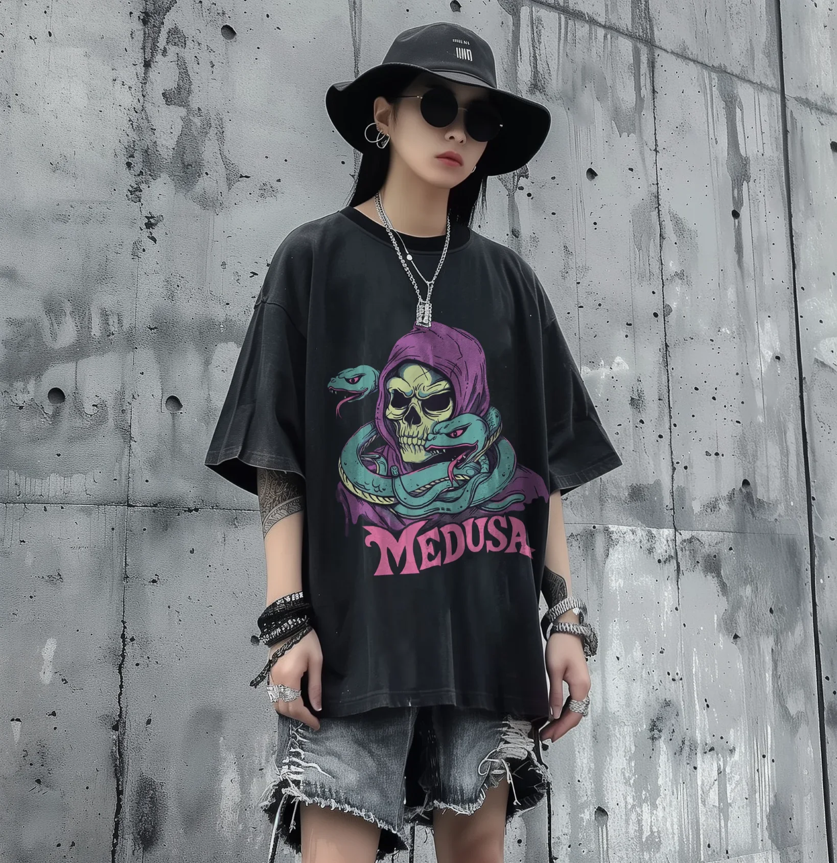 

Cartoon Skeleton Snake Medusa, Hiphop Tops Y2K Washed T-shirt, Oversized Streetwear Vintage Washed Surf T-shirts For Women Men