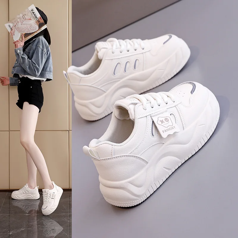 

Ladies Vulcanized Shoes, Fashionable and Comfortable Thick Soled New Versatile Soft Soled Casual Sports Shoes for Students
