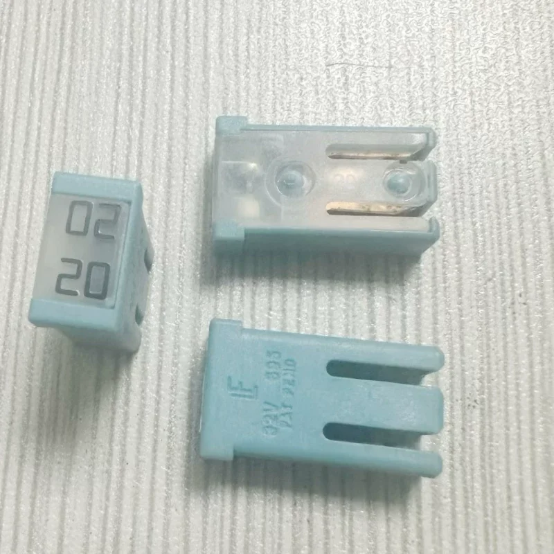 

10pcs/lot Littelfuse MCASE+ Slotted Cartridge Fuse 32V 20A 0695020.PXPS LF 695 Translucent Cover Fuse for Boat/SUV/E