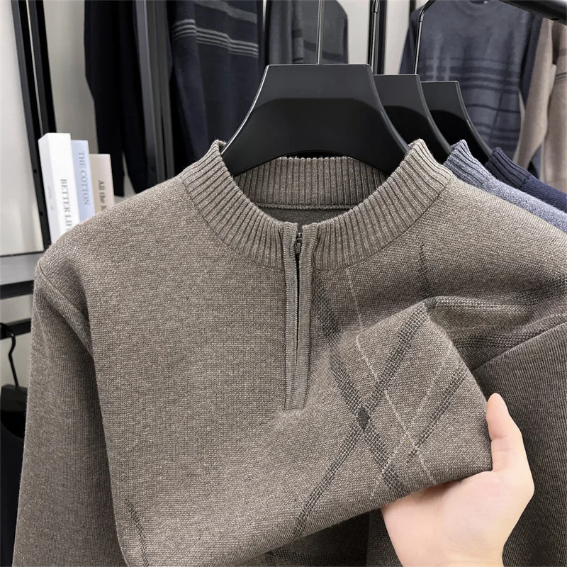 

High-Quality Luxurious Men's Long-Sleeved Pullover with Half-Zip Closure Round Collar New Korean-Style Casual Fashion Men's Wear