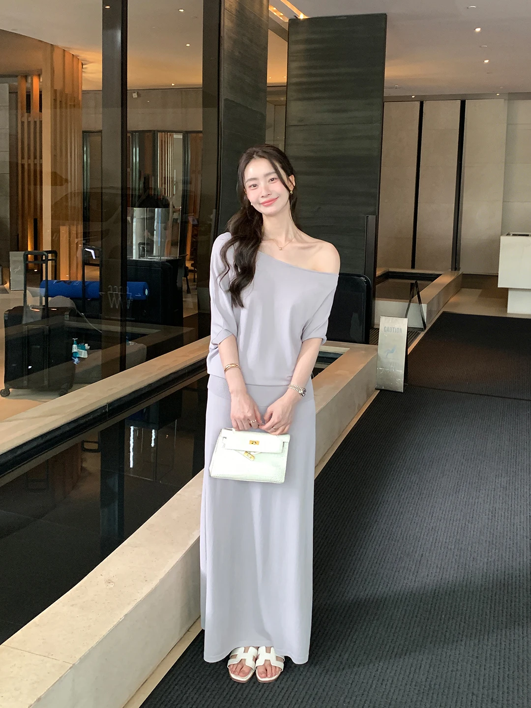 

Maven Lin ZhiXi Aesthetic Knitted Top Shoulder Bared Batwing Sleeve Women's Set Casual Style Summer Collection