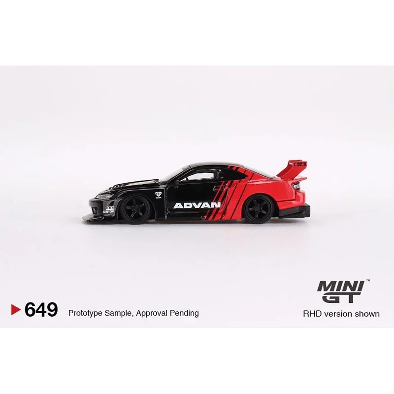 W magazynie MINIGT 649 LBWK Super Silhouette S15 Silvia Advan 1:64 Diecast Diorama Model Collection Miniaturowe zabawki