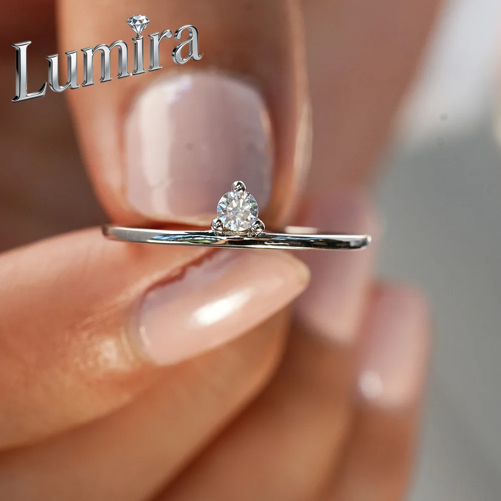 Lumira Platinum PT950 Women's Fashion Two-Way Wear Super Sparkling Moissanite Ring Unique Minimalist Ring