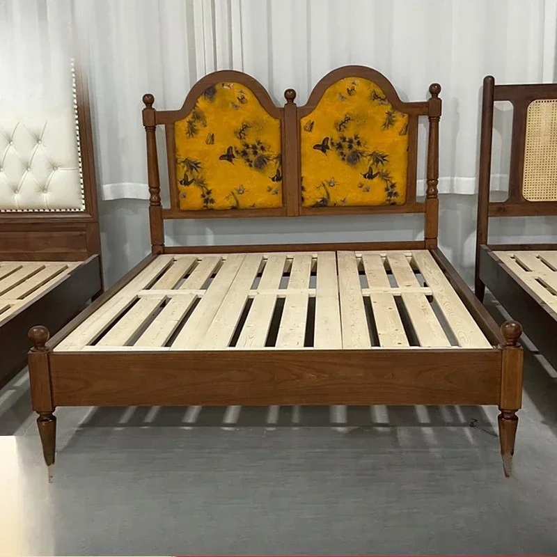 Nordic retro solid wood master bedroom double bed medium antique fragrant cloud yarn high backrest wedding bed high-end so