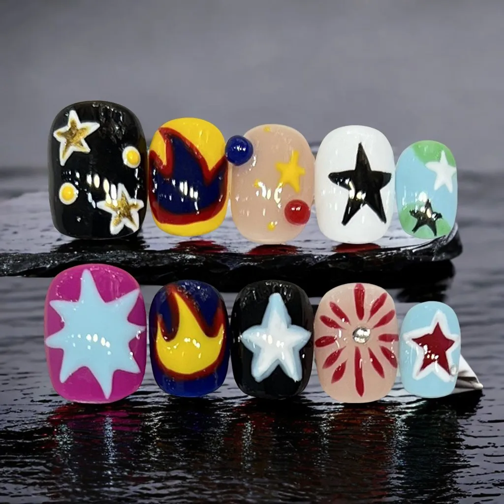 

Press On Nails Short Round Cartoon Flame Stars Handmade False Nails With Colorful Designs Wearable Ins Style French Tip 10pcs