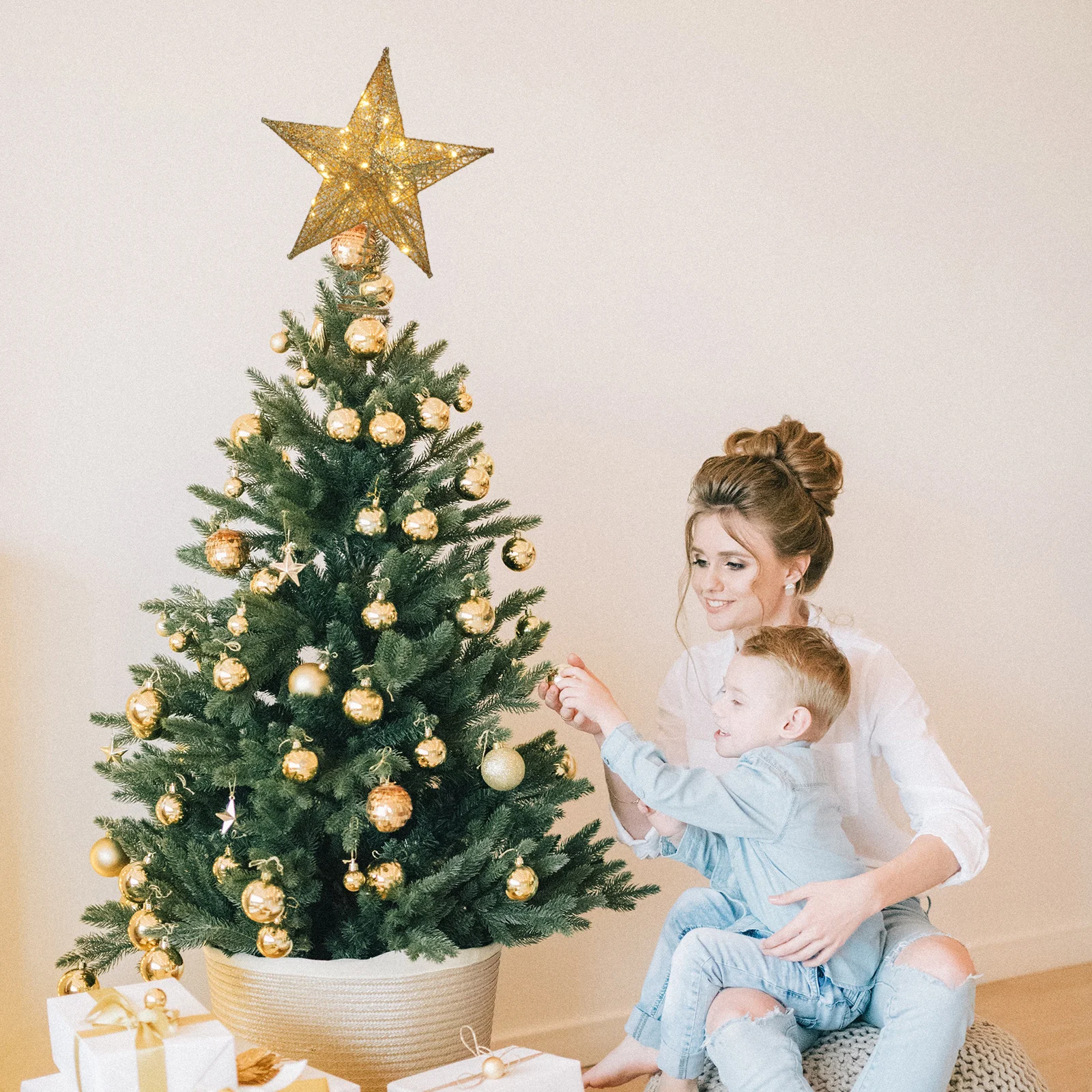 

1Pcs LED Xmas Tree Topper Star Light Creative Copper Wire String Light Decoration Christmas Tree Festival Accessory