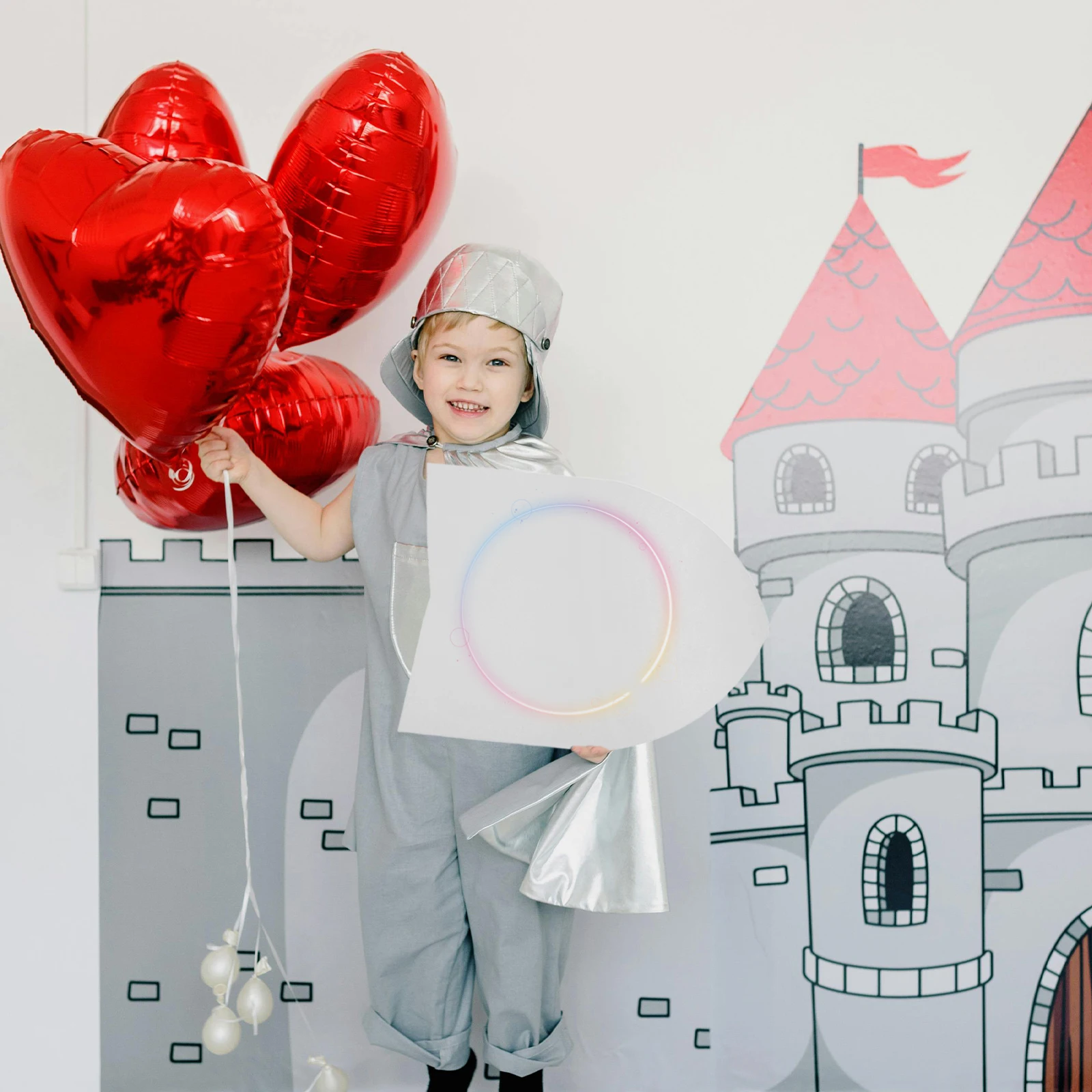 

1Set Play Shield for Boys DIY Blank Craft Kids Holding Props for Medieval Party School Cosplay Creative Game Supplies