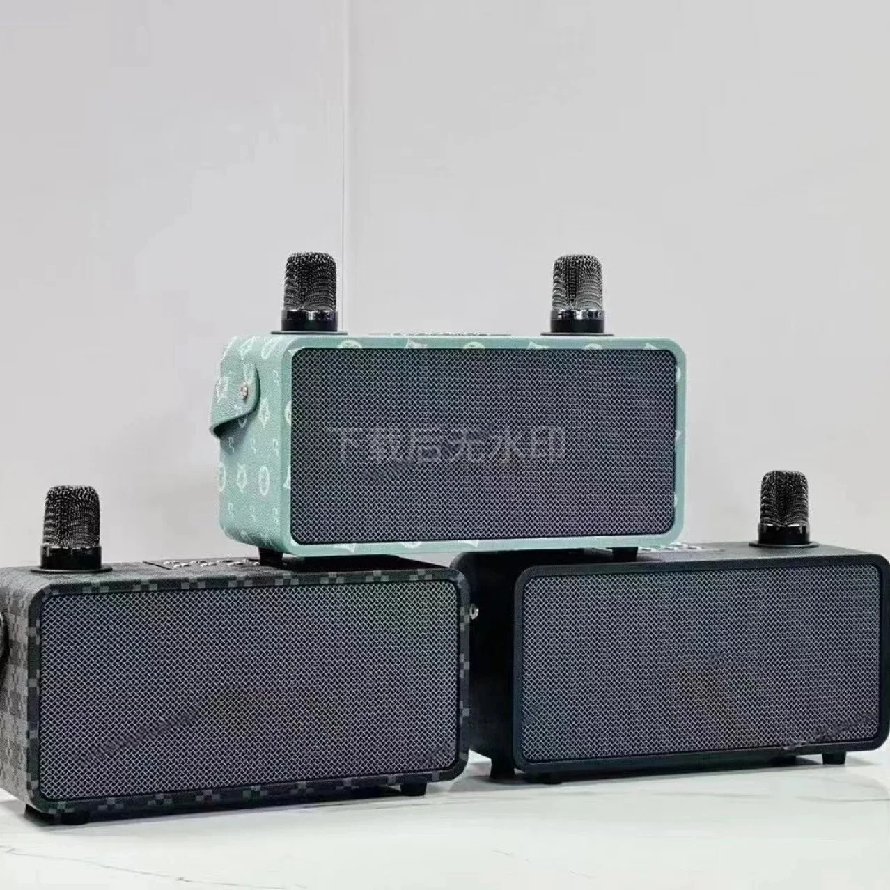 Top with M28 Bluetooth Speaker High Power Wireless Home Stereo Outdoor Portable Mic All-in-One Karaoke Audio System
