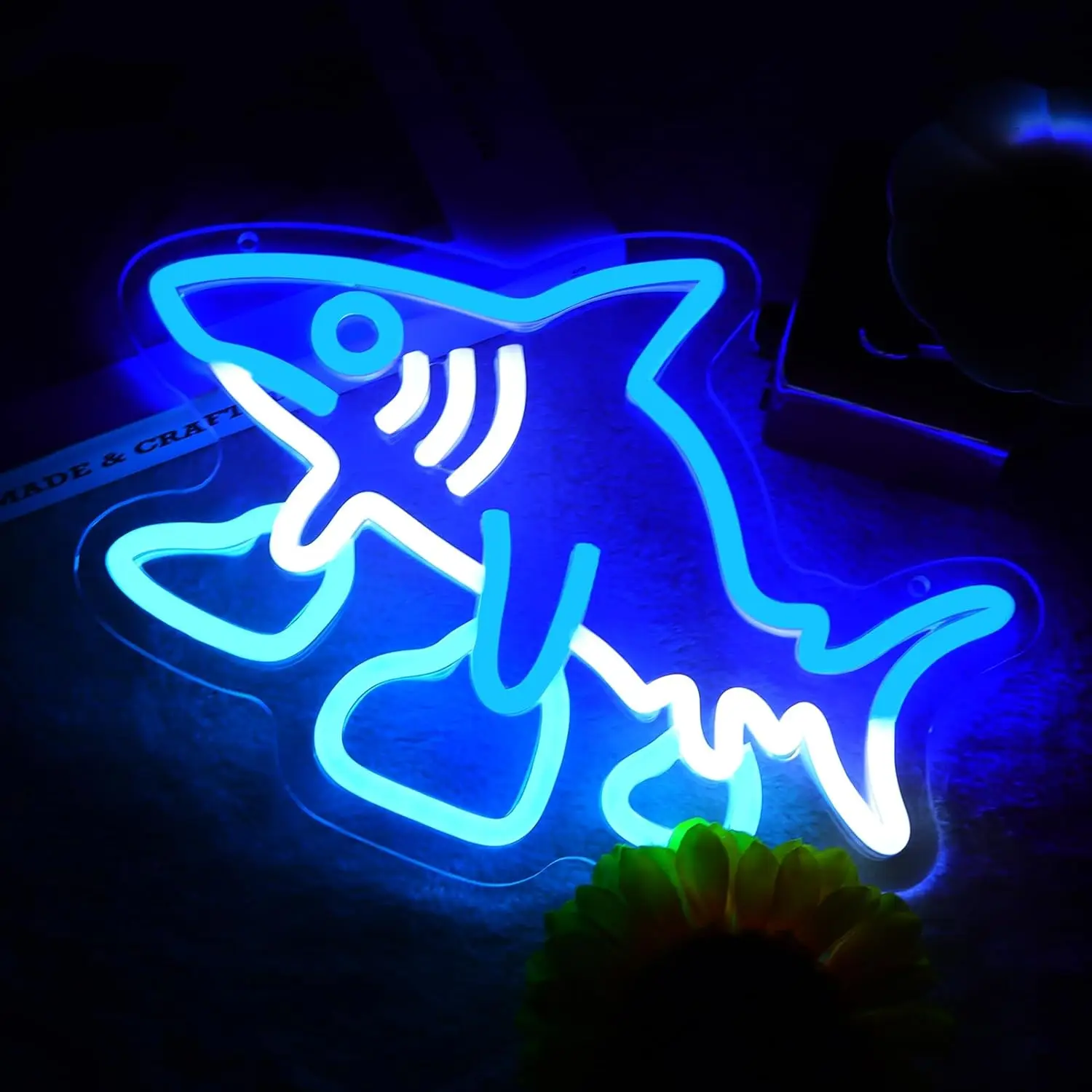 Shark Neon Sign Funny Art Wall Light USB LED Neon Light for Gaming Room Club Cafe Bar Collectors Aesthetic Bedroom Decoration