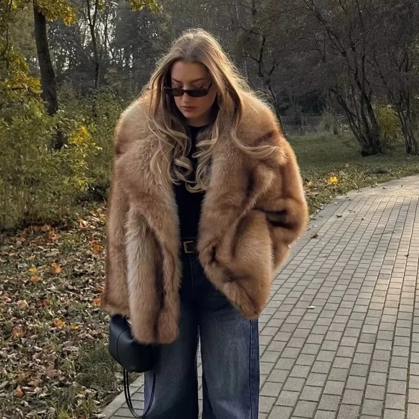 2026 Winter Women Warm Furry Coat Fashion Thick Faux Fur Coat Turn Down Collar Color Blocking Tops For Women Casaco Feminino