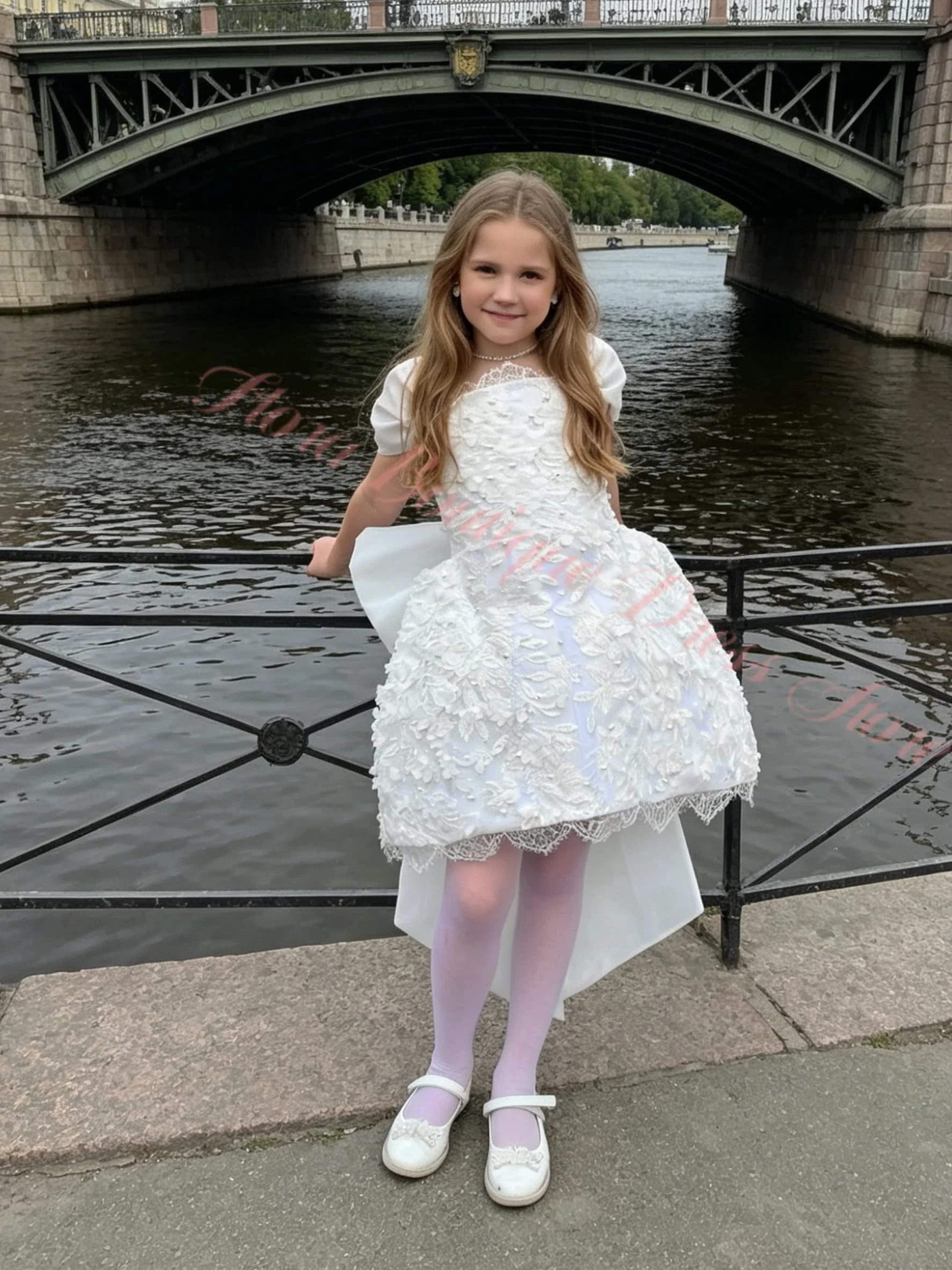 Embroidered White Lace Short Sleeve Knee Length Flower Girl Dress Wedding Ceremony Birthday Party Graduation Ceremony Holiday