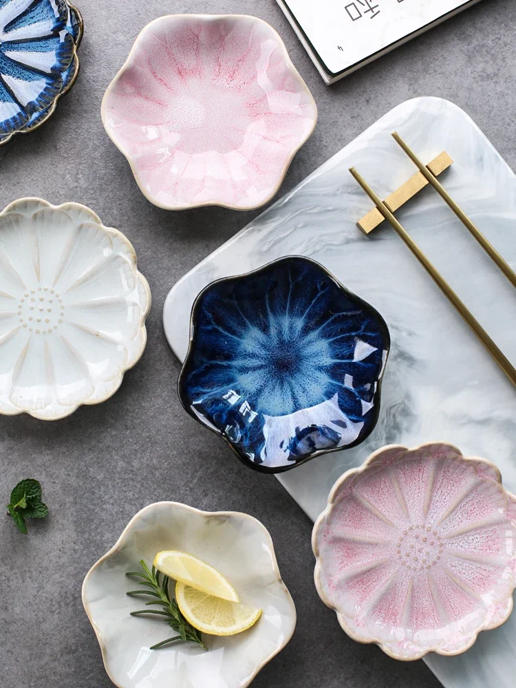 4.5 Inch Chinese Ceramic Refreshments Plate  Spice Dish Dessert Plate Dipping Sauce Multi-purpose Ceramic Storage Tray view 3