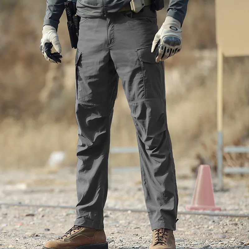 กางเกงทำงานกลางแจ้งสำหรับผู้ชาย ทนทานต่อการสึกหรอ กางเกงขายาวสำหรับฤดูใบไม้ผลิและฤดูใบไม้ร่วง แฟชั่นทันสมัย สไตล์คนเมือง ใส่ได้ทุกฤดู ผลิตจากผ้าฝ้าย