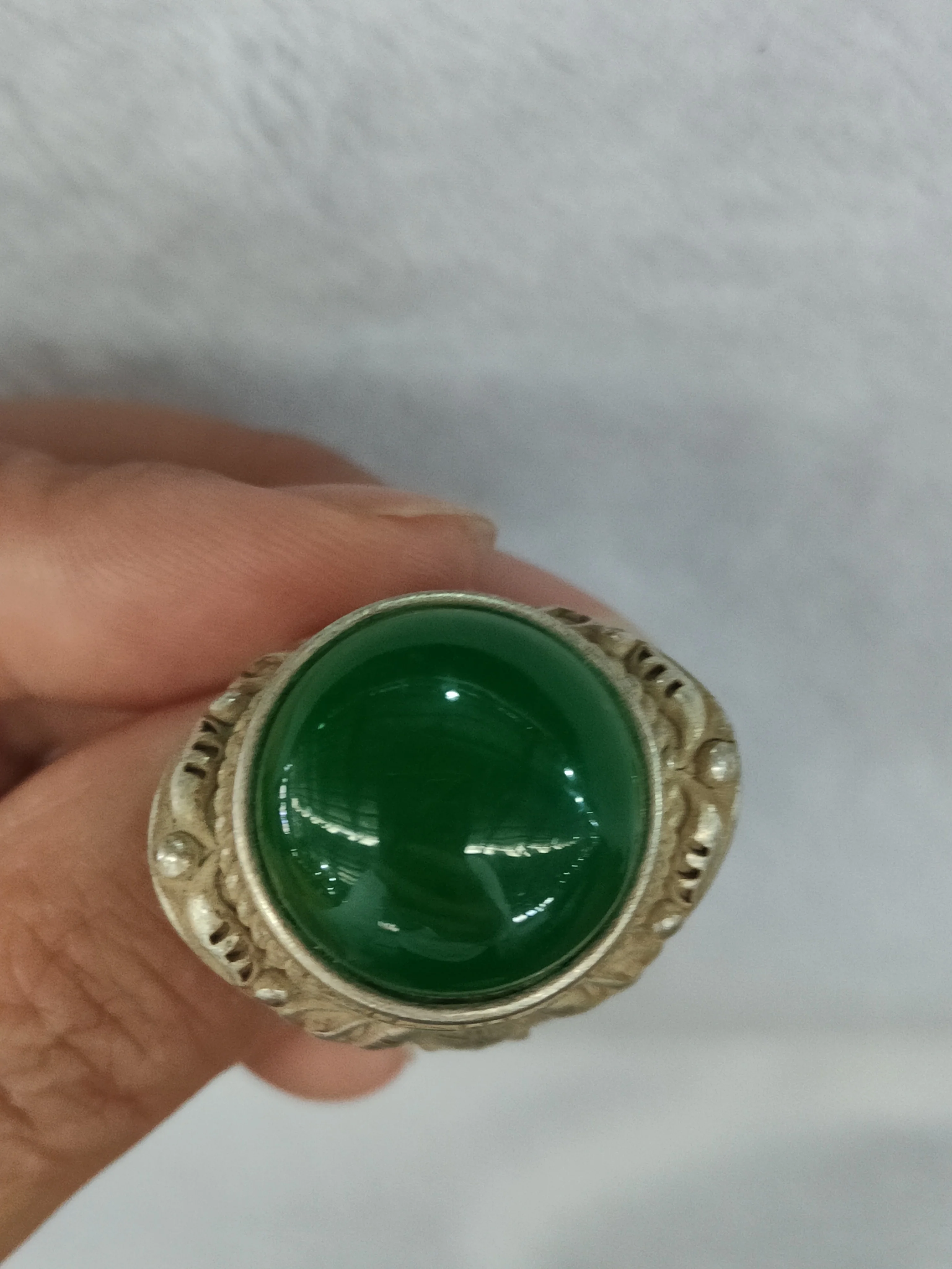 Chinese Tibetan silver inlaid green jade ring Miao silver flower carved jade ring gift