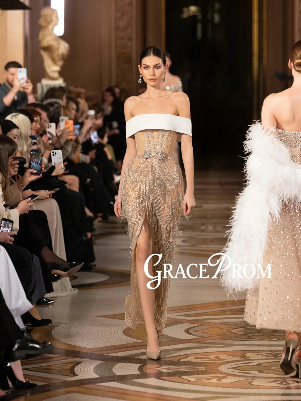 

Silver Beaded Tassel Evening Dress Stylish Luxury Strapless Slit Wedding Party Gown Customized Straight Long Red Carpet Gowns