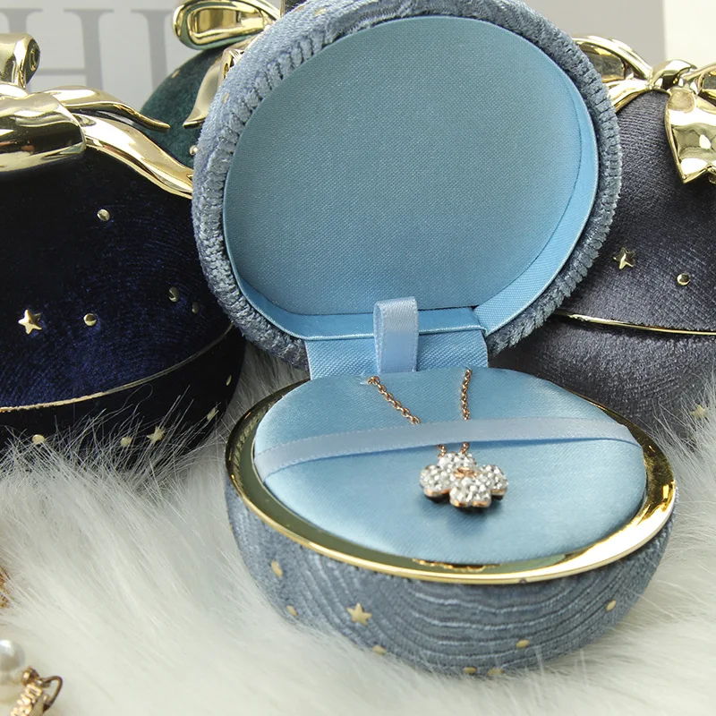Round star-patterned velvet jewelry box with bow decorations - Valentine's Day ring and necklace gift box