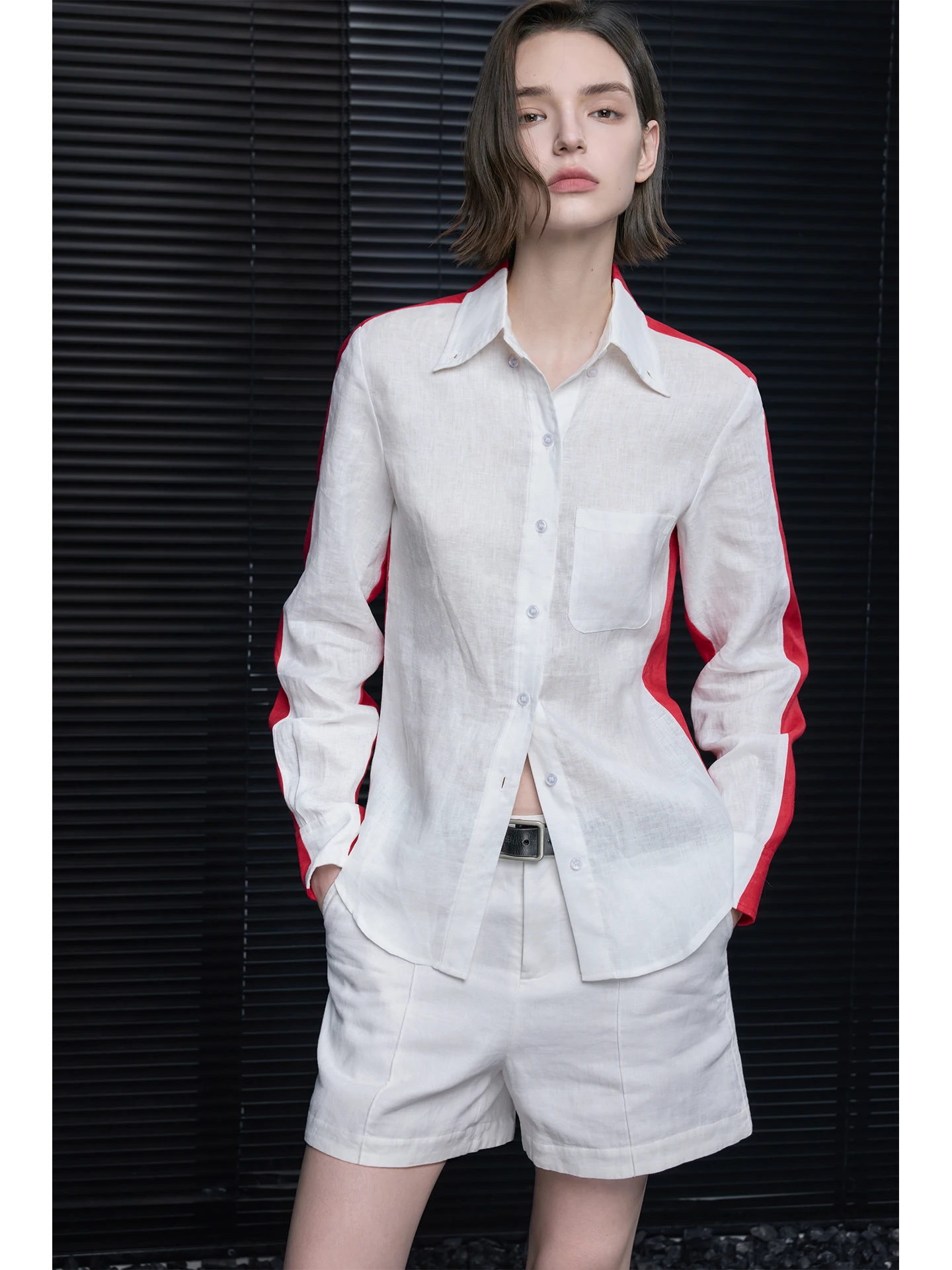 

Белая льняная рубашка с длинным рукавом для женщин, новая весенняя коллекция, дизайн с цветовыми блоками, роскошная, омолаживающая, модная, в уличном стиле, приталенная.