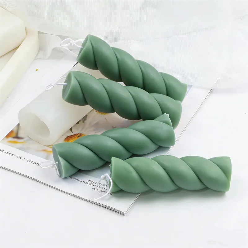 3D Twisted Braid Silicone Candle Pillar Mold Elegant Spiral Sculpture Design DIY Scented Candles Minimalist Aesthetic Room Decor