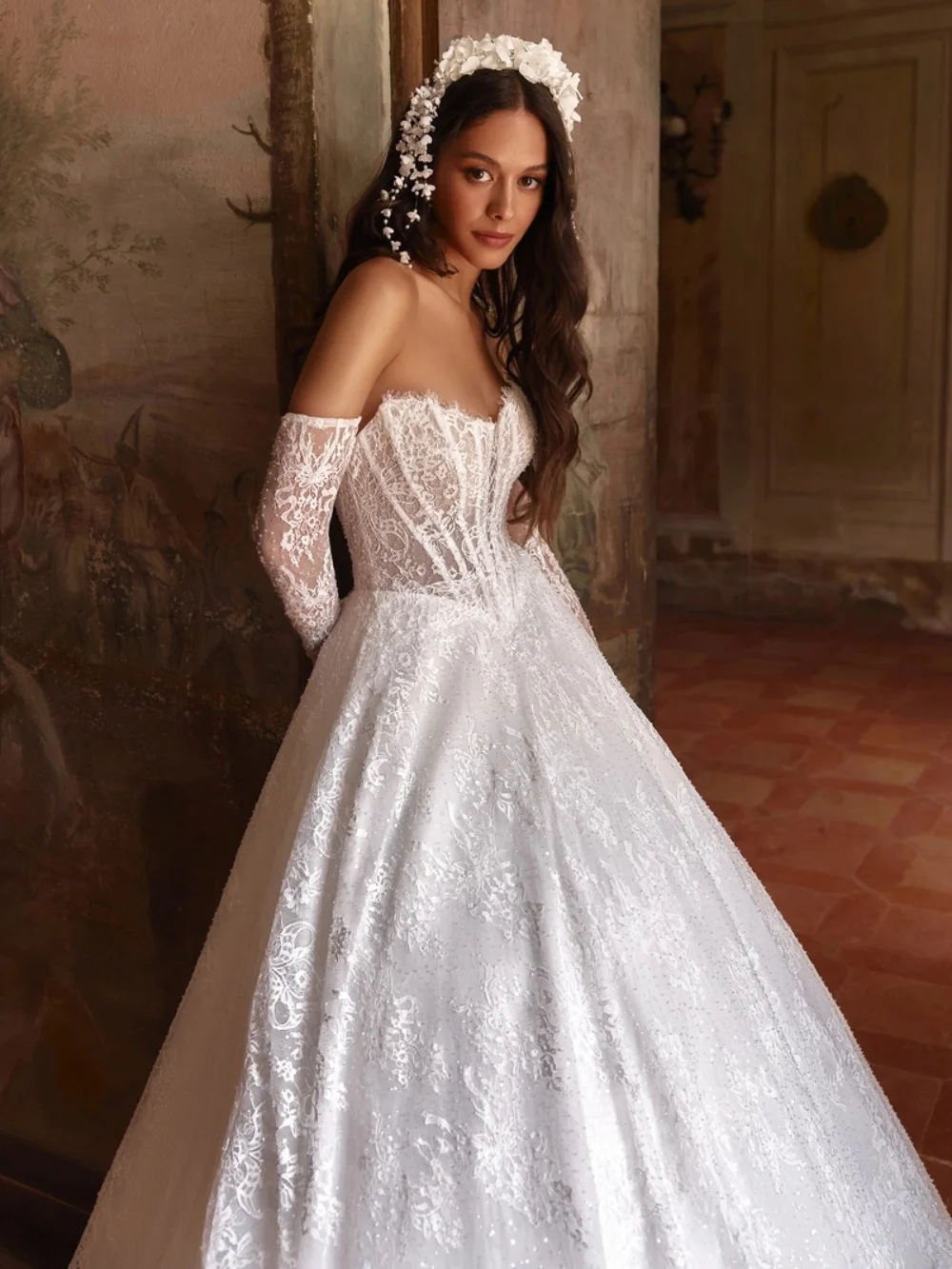 Detachable Sleeve Beaded Wedding Dress Elegant Lace Strapless Bridal Gown Customized Opulent A-line Long Dresses For Bride