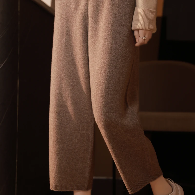 2025 Autumn&Winter Women Knitted Cropped pants 100% Merino Wool Pants Straight tube style High-quality Warm Loose Wide-Leg Pants