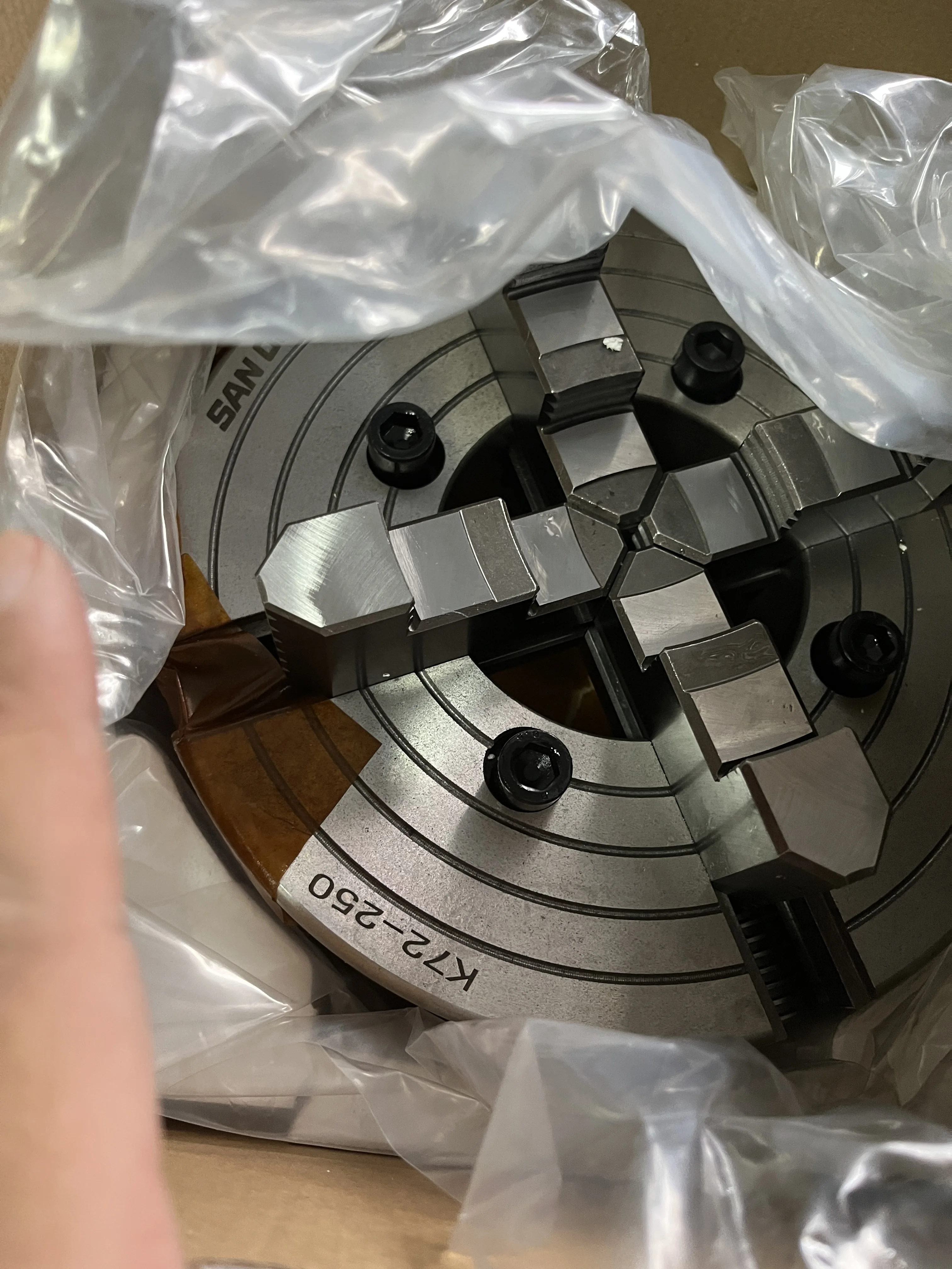 Sell Hot Lathe Chuck 250mm SANOU Brand 4 Jaw Independent Chuck K72-250 Universal Lathe Chuck