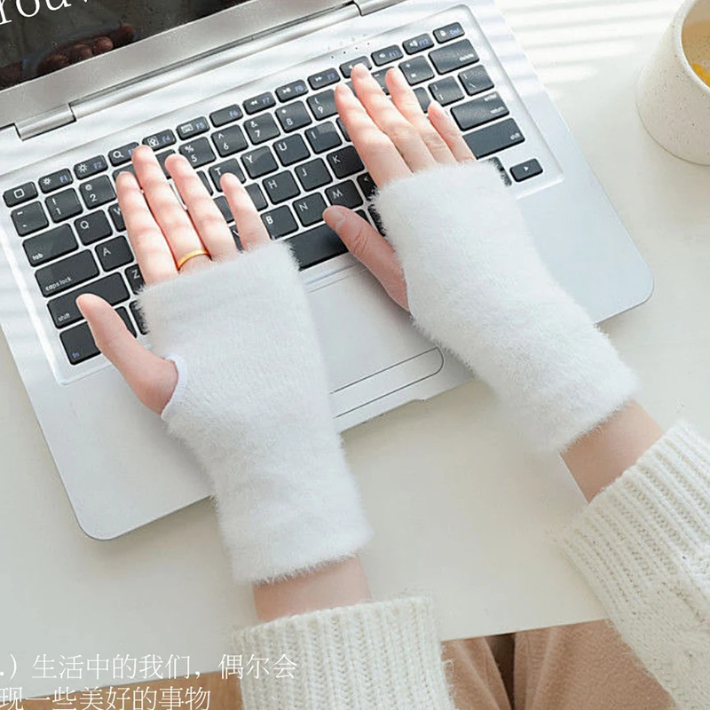 Guantes de medio dedo para mujer, mitones de visón de imitación esponjosos, guantes elásticos para mano, muñeca, calentador de brazos, sin dedos,