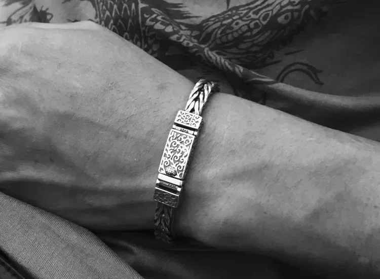 New Silver Color Chinese Trendy Men\'s Personalized Hand-woven Twist Buckle Bracelet Retro Ethnic Style Chain Jewelry Accessories