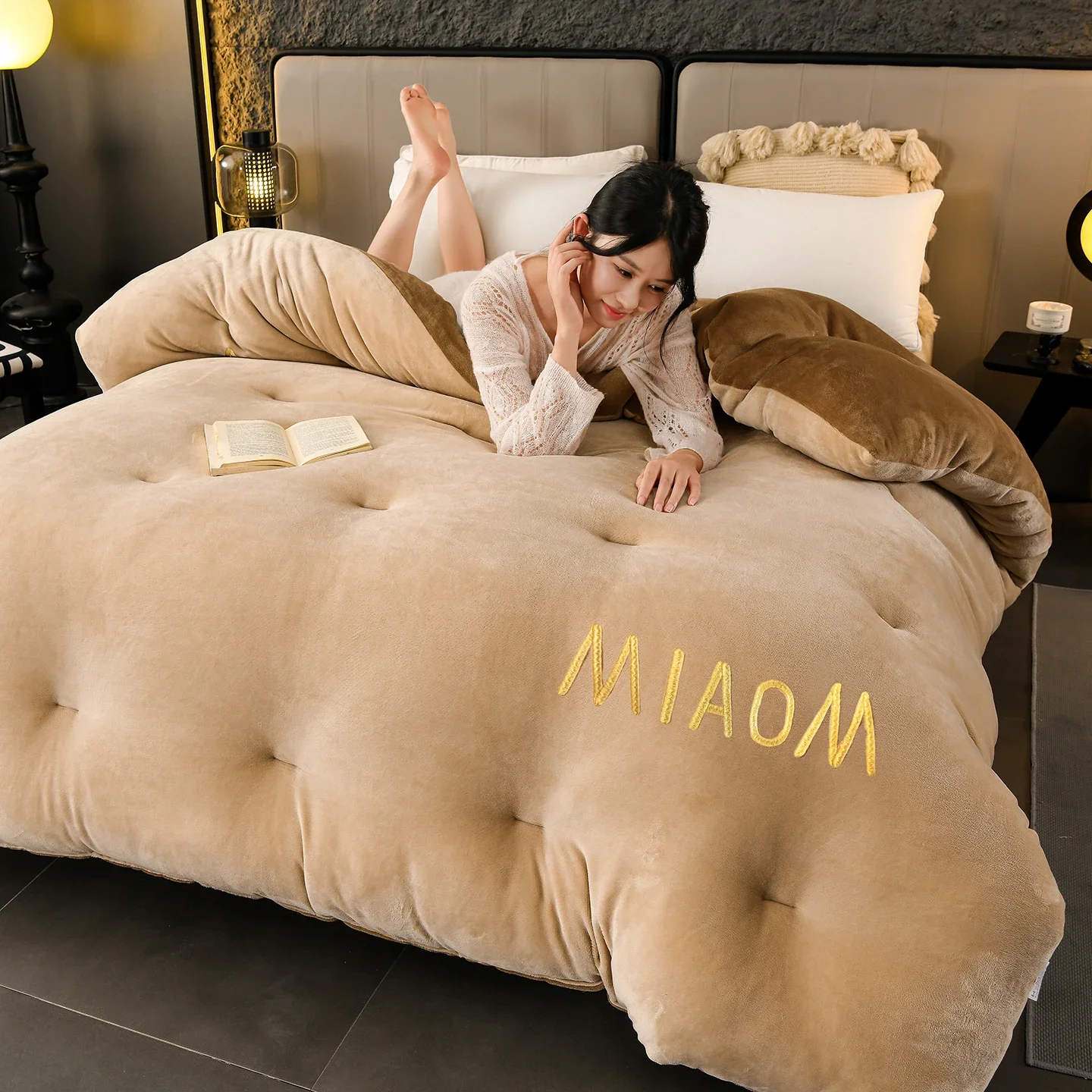 Thickened Warm Autumn Winter Blanket for Bed Letter Embroidered Milk Velvet Double Bed Quilt Queen Anti-static Fluffy Comforter