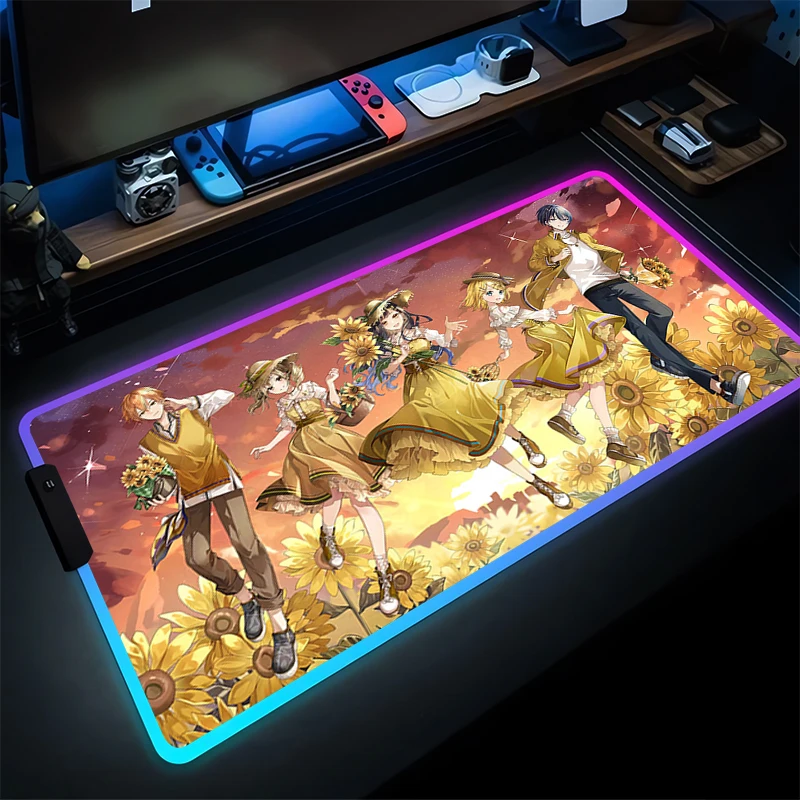 

Светодиодный коврик для мыши Gaming Gamer PJSK Коврик для клавиатуры Project Sekai Colorful Stage Милый настольный коврик RGB Светящийся настольный коврик для мыши для компьютера