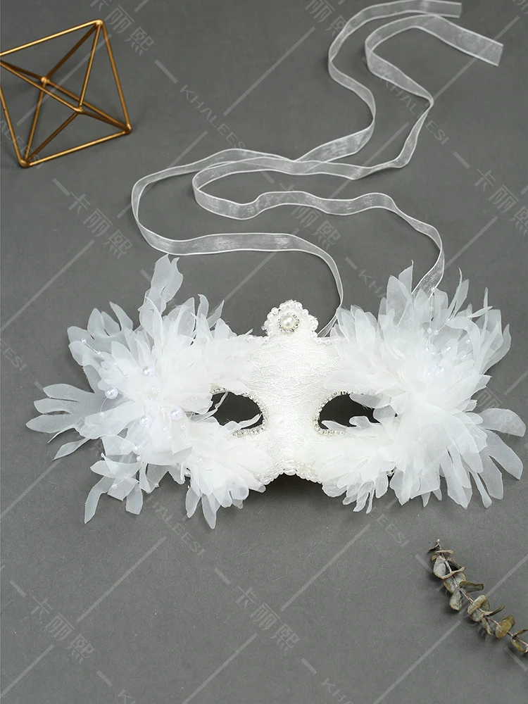 Mask Women's Handmade White Fashion Half Face Bilateral Mesh Flower Decoration Suitable for Dance Party Props Sexy Eye Mask 1Pc