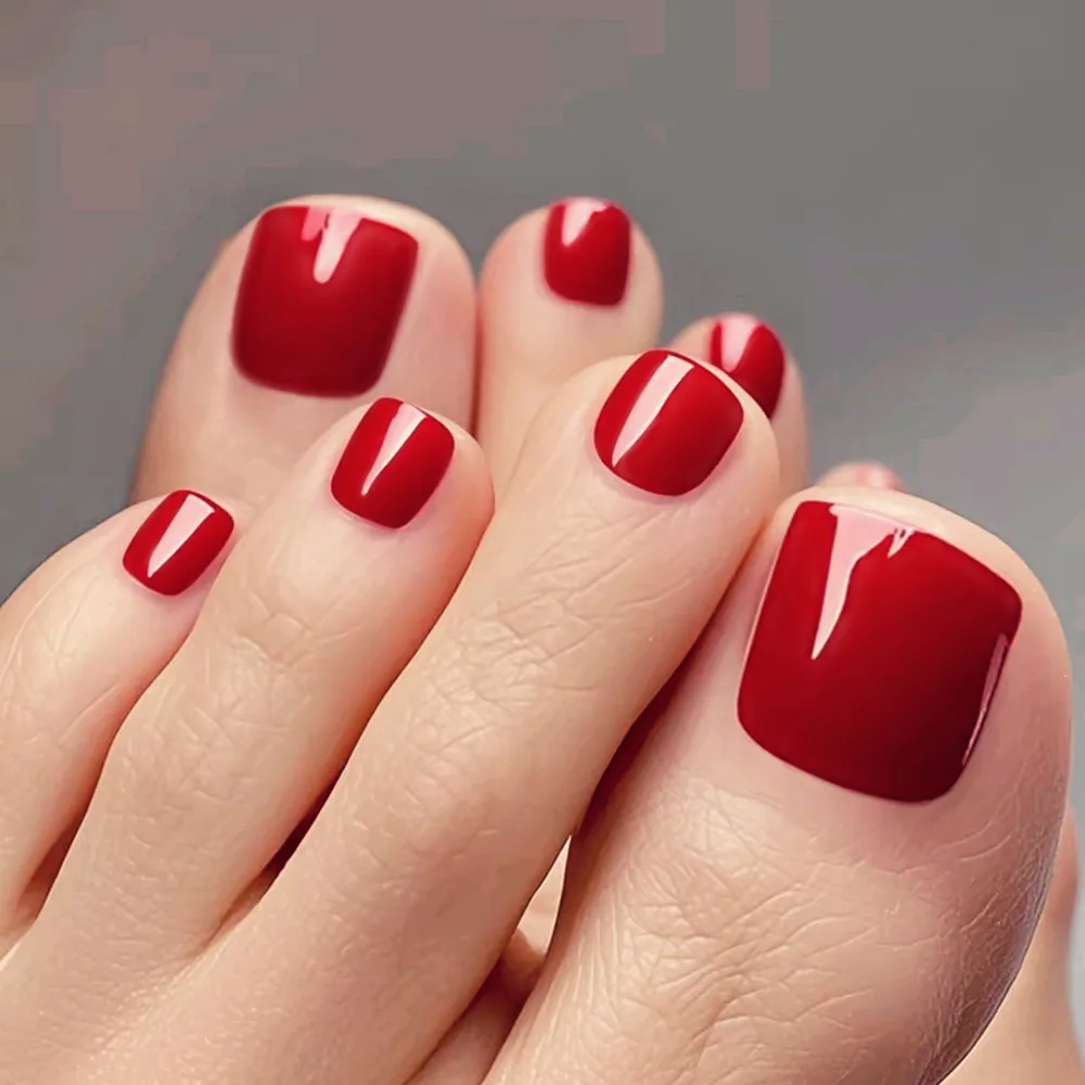 28Pcs Shiny Red Press On Fake Toenail Tips Short False Toe Nails DIY Woman Foot Nail Art Full Cover Manicure Accessories