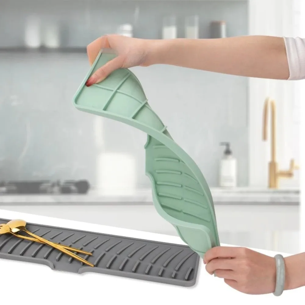 Slope Sink Drain Pad Silicone Narrow Edge Sink Water Absorbent Tray Splash-proof Anti-slip Kitchen Sink Tea Cup Holder Kitchen