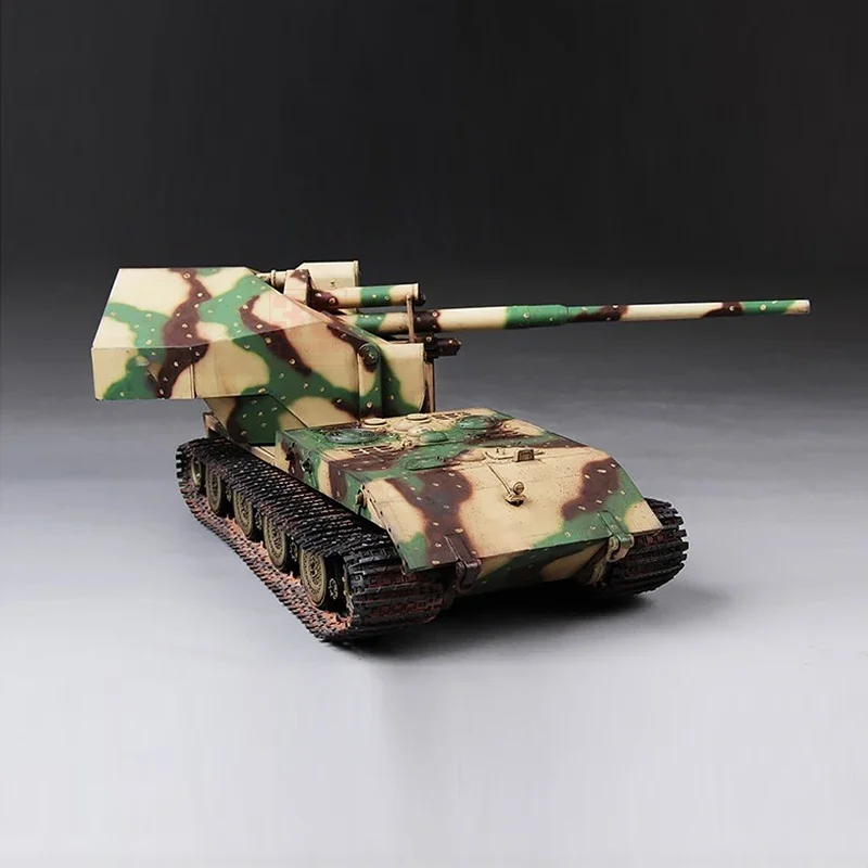 Amusing Hobby Assembled Tank Model Kit 35A026 E-100 Ammunition Weapons Carrier, Baiyun Tank 1/35