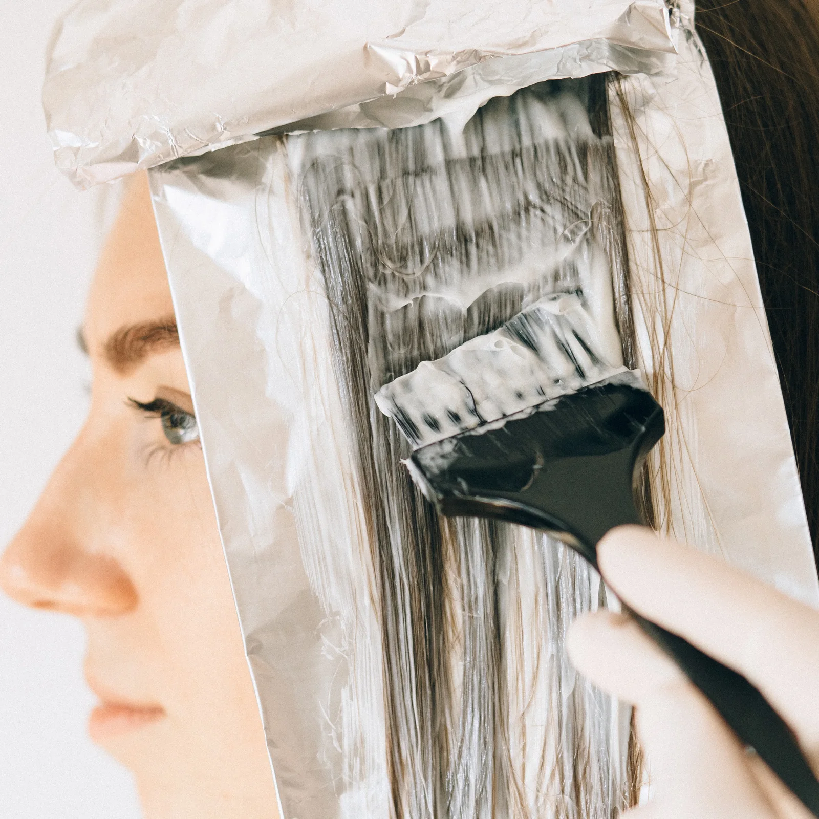 

2 Boxes 10cm 15cm Anti Slip Aluminum Foil Sheets Salon Hair Coloring Barber Supplies Highlighting Tools Protect Scalp Dye Perm